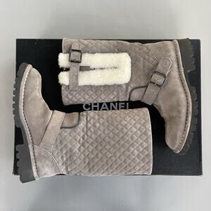 Chanel Gray Quilted Suede And Fur CC buckle Detail Boots Mid Calf Size 36